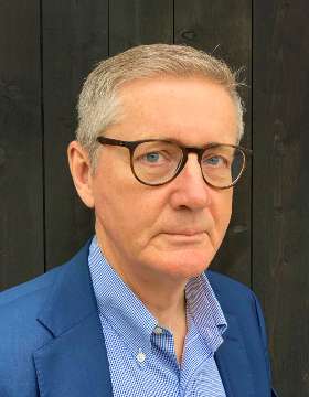 Portrait of Gunnar Karlson.